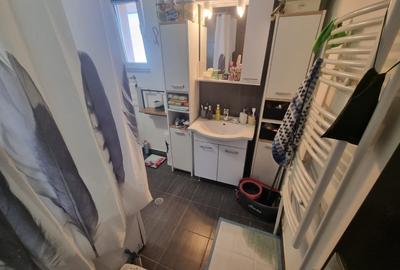 Casă cu 6 camere cu Canalizare în Tătărași - 2