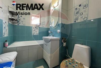 Apartament cu 3 camere semidecomandat, mobilat în George Enescu