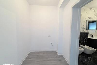 Casă cu 4 camere în Miroslava