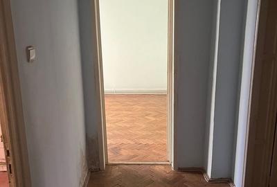 Apartament cu 4 camere în 1 Mai - 1