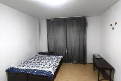 Garsonieră semidecomandată în Apărătorii Patriei