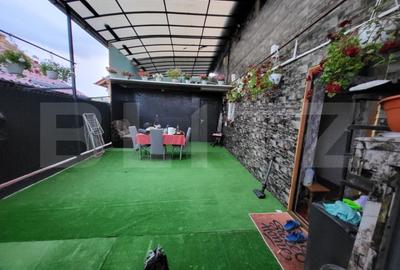 Duplex cu 3 camere cu Piscina în Copăceni