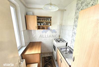 Apartament cu 2 camere nedecomandat în Tătărași