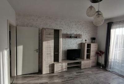 Apartament cu 2 camere decomandat, mobilat în Avantgarden