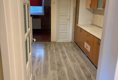 Apartament cu 2 camere decomandat în Exterior Vest