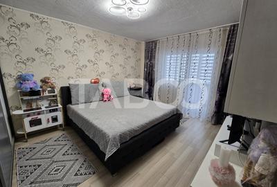 Apartament cu 3 camere decomandat, mobilat în Mihai Viteazul