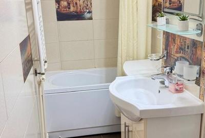 Apartament cu 3 camere nedecomandat în Central