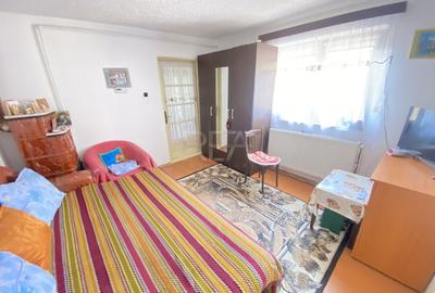 Casă individuală cu 3 camere cu Canalizare în Rahova - 4