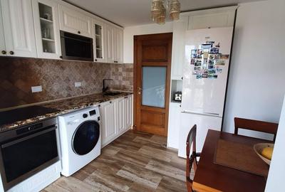 Apartament cu 2 camere decomandat în Zamfirescu - 2