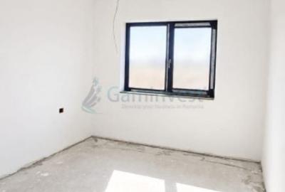 Casă cu 4 camere în Sântandrei