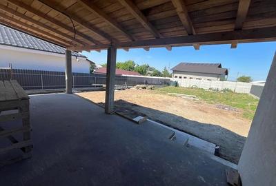 Casă cu Teren 750 Mp în Șendreni - 10