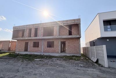 Casă cu 4 camere în Săcălaz - 4