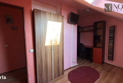 Apartament cu 3 camere semidecomandat în 1 Decembrie 1918