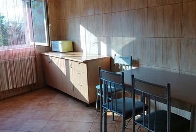 Apartament cu 2 camere decomandat în Europa - 9