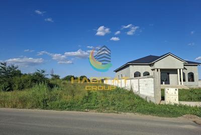 Teren Construcții intravilan de 1070 mp, în Est - 3