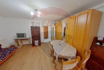 Garsonieră semidecomandată, mobilată în Central - 3