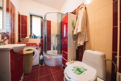 Apartament cu 3 camere semidecomandat, mobilat în Florești - 7