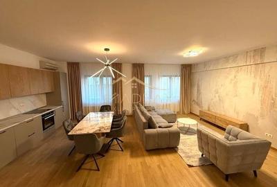 Apartament cu 4 camere semidecomandat, mobilat în Herăstrău