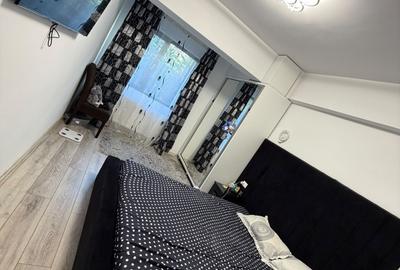 Apartament cu 2 camere decomandat în Exterior Vest
