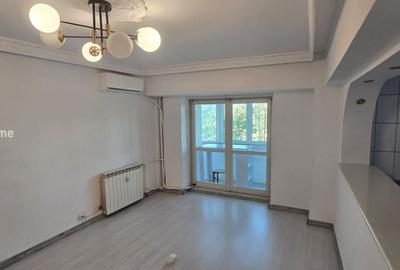 Apartament cu 2 camere semidecomandat în Decebal