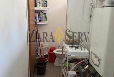 Spațiu comercial, de 150 mp, în Central - 8