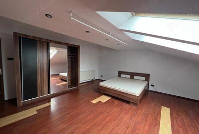 Casă cu 6 camere cu Teren 200 Mp în Intim - 3