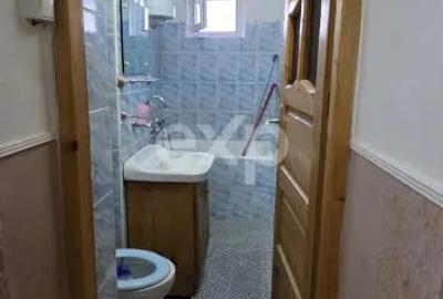 Apartament cu 2 camere semidecomandat în Micro 6