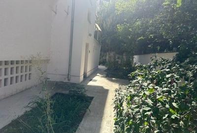 Casă cu 8 camere cu Canalizare în Primăverii - 12