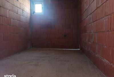 Casă cu 5 camere decomandat cu Teren 1063 Mp în Cornu - 13
