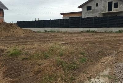 Teren de 570 mp, în Vânători - 1