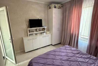 Casă cu 4 camere cu Teren 200 Mp în Central