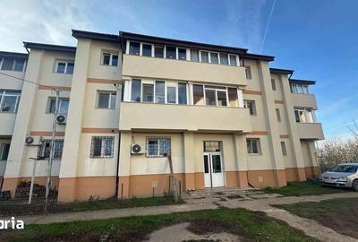 Apartament cu 3 camere decomandat în Central - 1