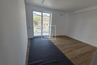 Apartament cu 3 camere decomandat în Ștrand