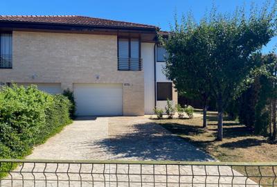 Duplex cu 5 camere cu Garaj în Florești - 1