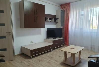 Apartament cu 2 camere decomandat, mobilat în Tomis III