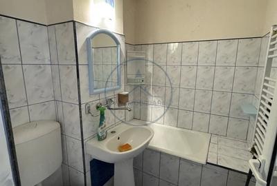 Garsonieră semidecomandată în Central
