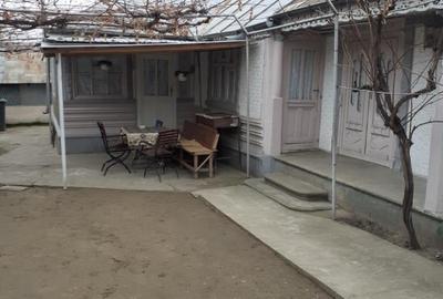 Casă cu 4 camere în Drăgănești