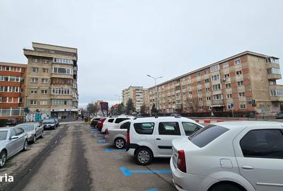 Spațiu comercial, de 48 mp, în Astra - 7