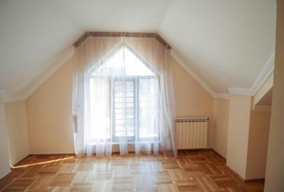 Casă cu 11 camere cu Canalizare în Pipera - 9