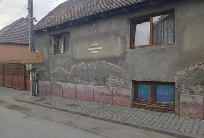 Casă cu 4 camere cu Teren 2000 Mp în Bungard - 3