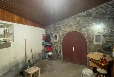 Casă cu 4 camere cu Teren 2544 Mp în Cicârlău - 6