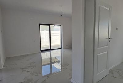 Casă cu 4 camere în Clinceni - 1