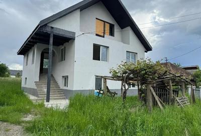 Casă cu 5 camere cu Teren 1600 Mp în Vad - 5