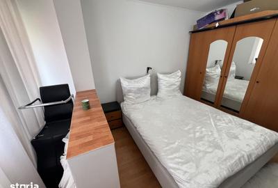 Apartament cu 3 camere în Micro 16 - 19
