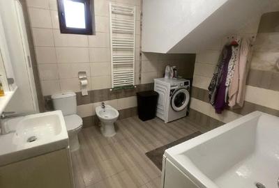 Casă cu Teren 395 Mp în Galata