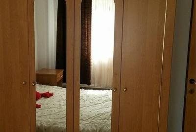 Apartament cu 3 camere decomandat în Ștrand