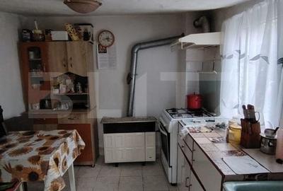 Casă cu 3 camere în Central