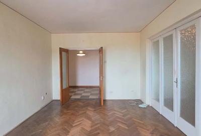 Apartament cu 3 camere în Central - 13