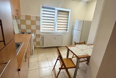 Garsonieră decomandată în Decebal - 10