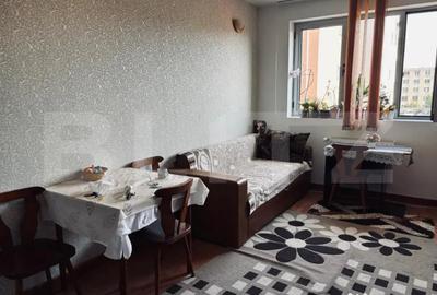 Apartament cu 2 camere semidecomandat, mobilat în Central